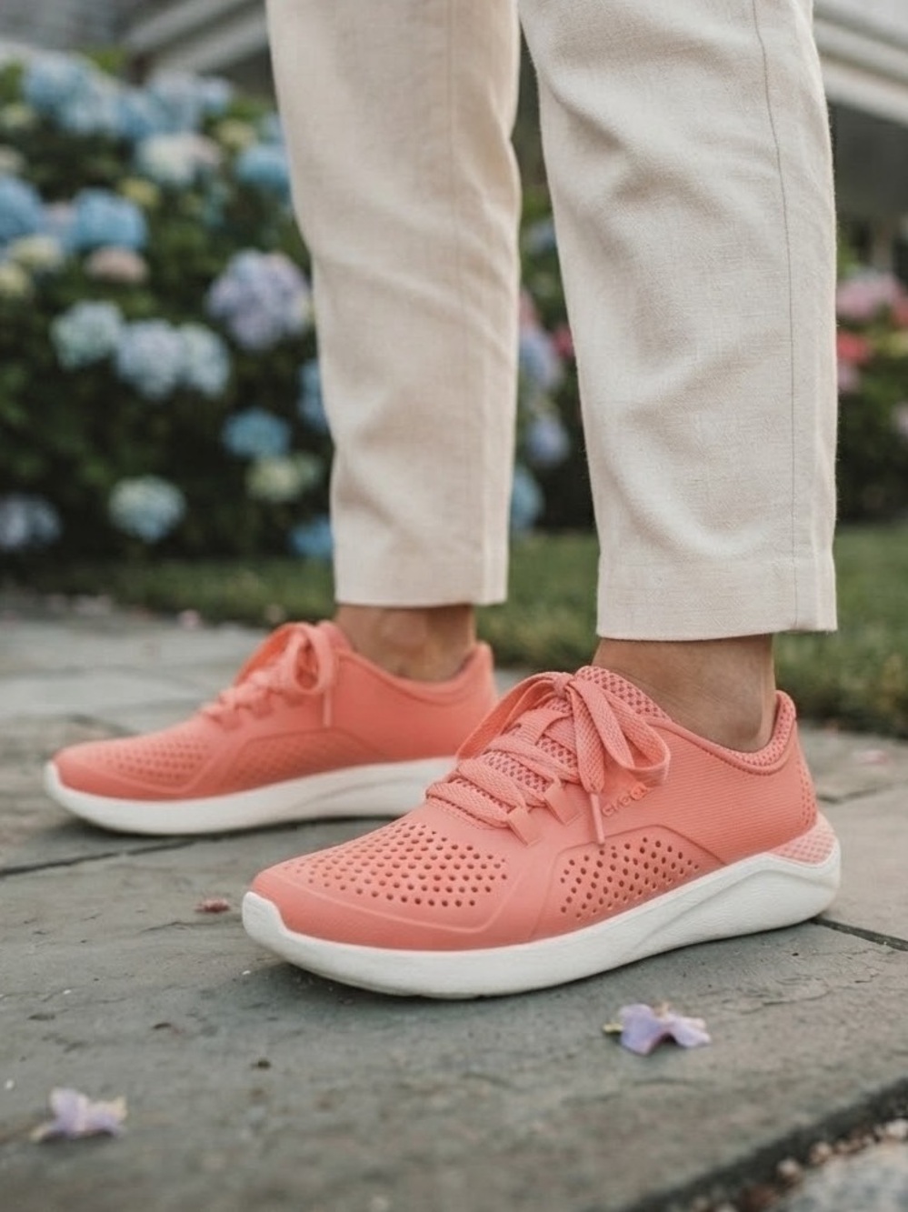 CROCS Women's Lite Ride pacer Coral pink Athletic Sneakers comfort 10
